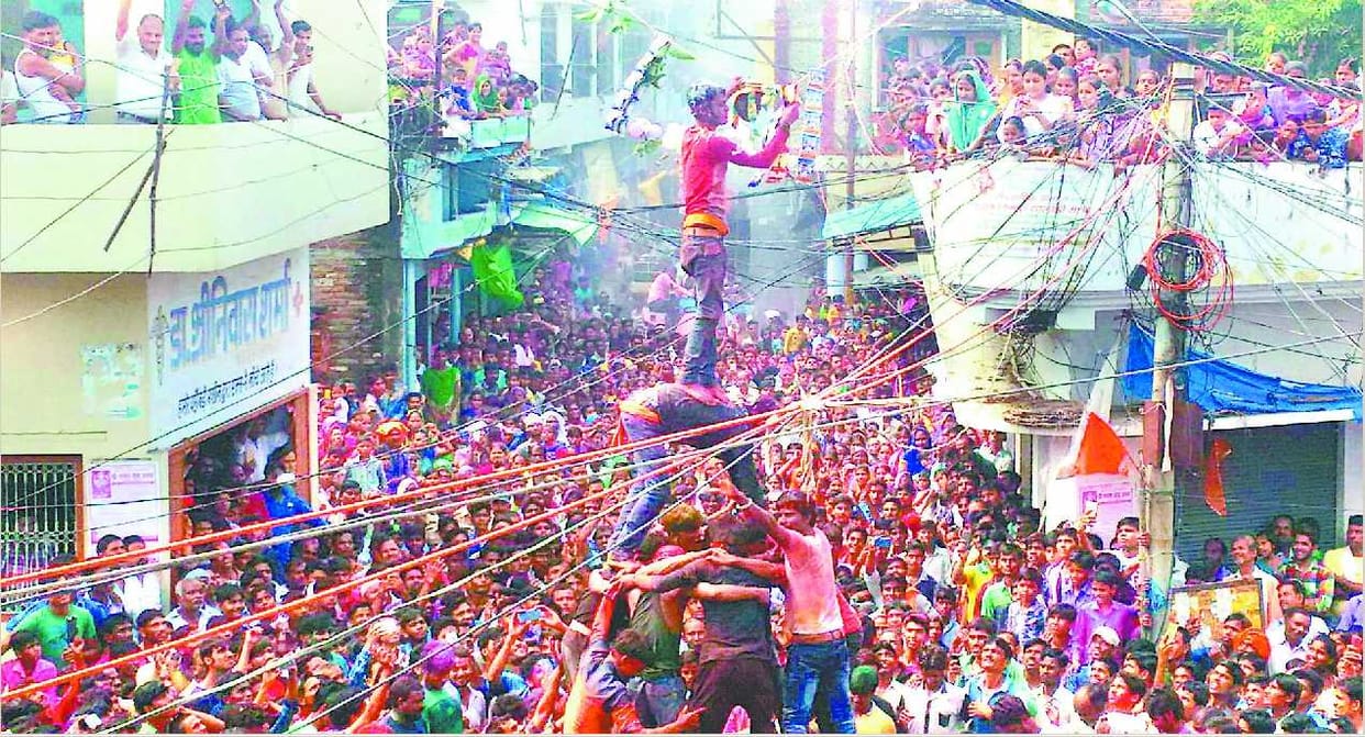 Ganapati Bappa Moraya, come again next year