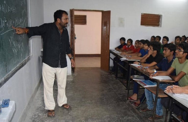 everything you want to know about story of inspirational teacher anand kumar super 30