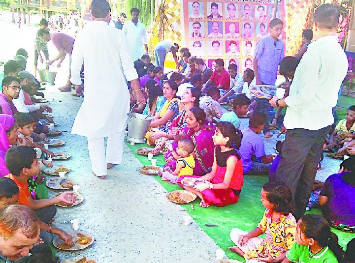 ganesh mahotsav samiti carried out puja