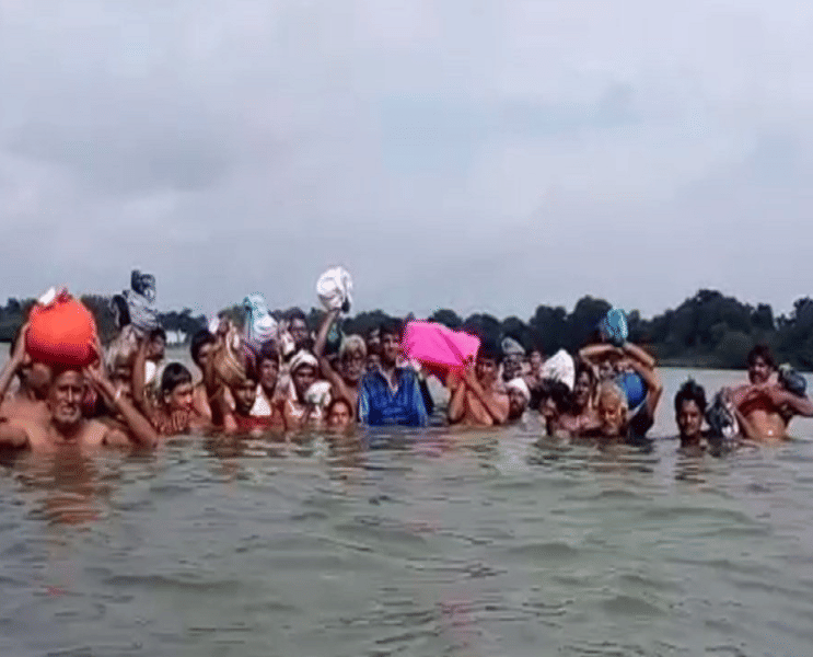 dead bodies to reach crematorium have to cross the river