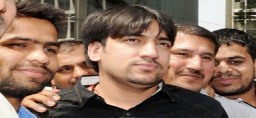 Gangster Neeraj Bawana Wife Networth Family History and Enemies in Hindi