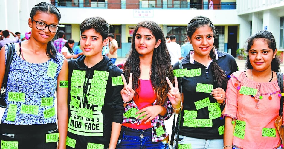 girls candidates in punjab university student council election