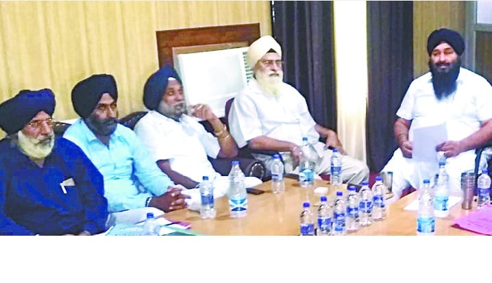 Ten Committees made up of gurudwara management