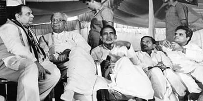 samajwadi party leader mulayam singh yadav history as a teacher in a college