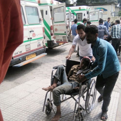 Himachal Sirmour Four Died In Bolero Camper Accident 
