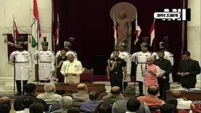 Up cm yogi anti shivpratap shukla takes oath of cabinet minister 