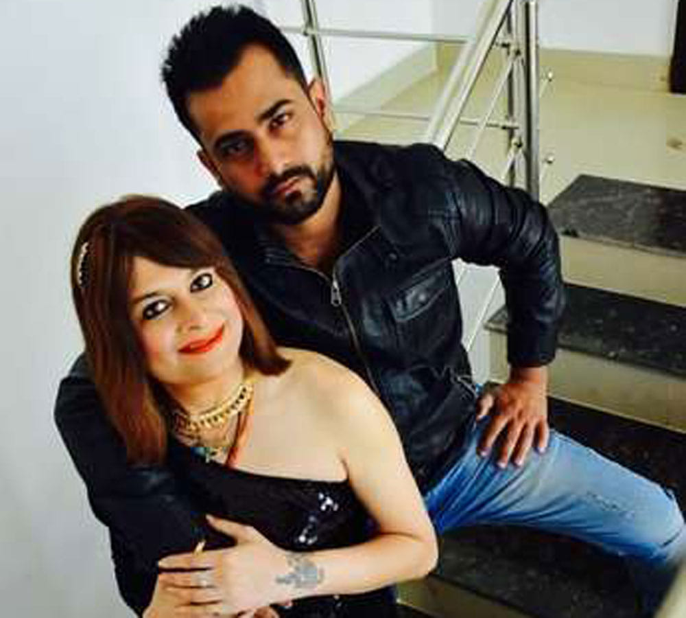 Bobby Darling files FIR against husband ramneek sharma for domestic violence