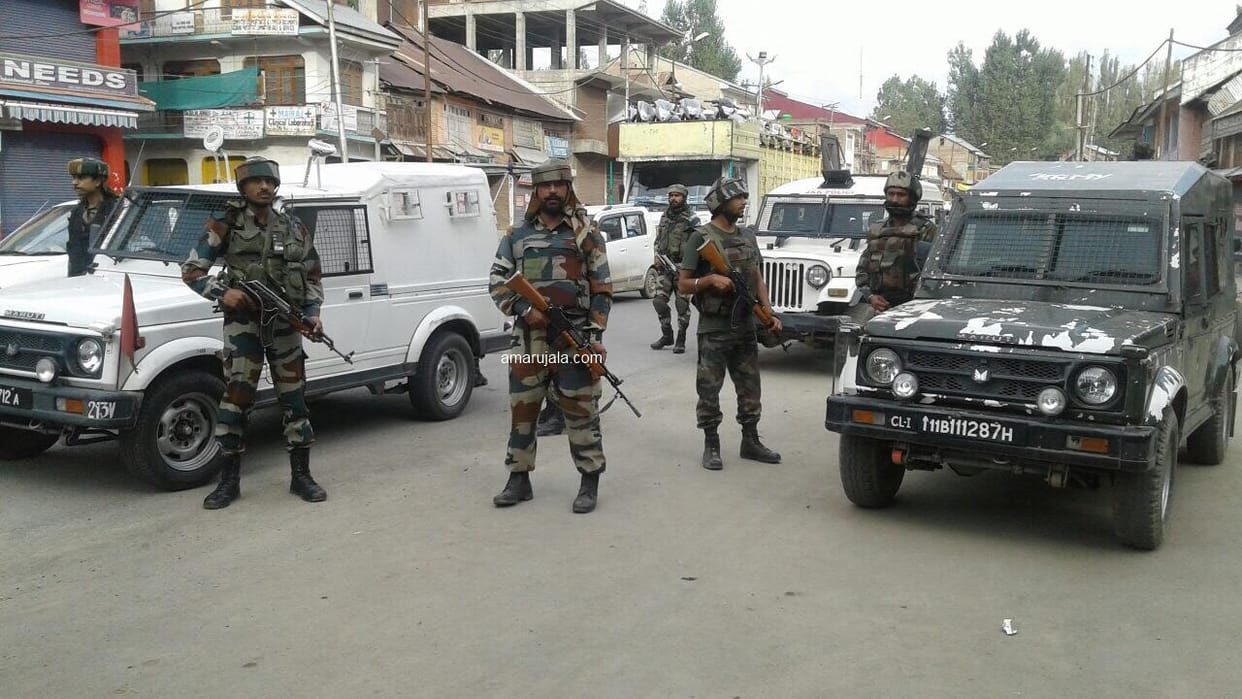attack on CRPF rop in quazigund