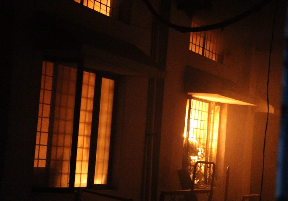 Fire Broke Out In Bsnl Office nainital
