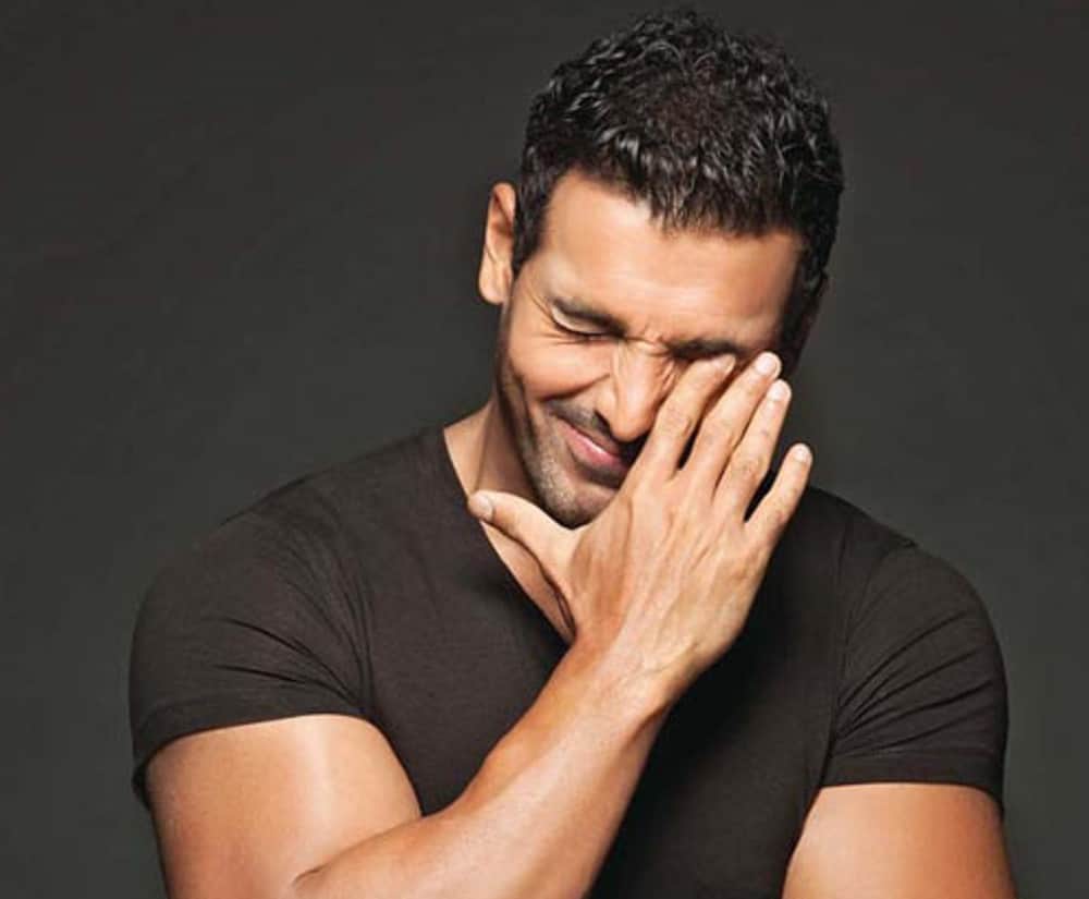 John Abraham had fallen in love with Riya Sen before Bipasha Basu