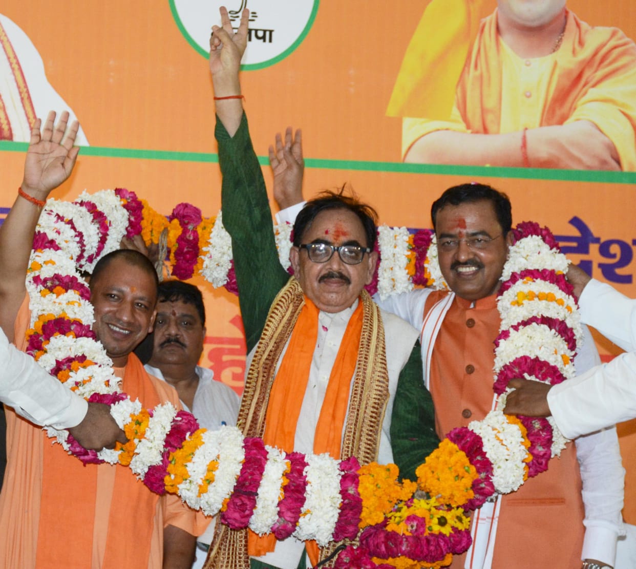BJP campaign in social media for varanasi body elections