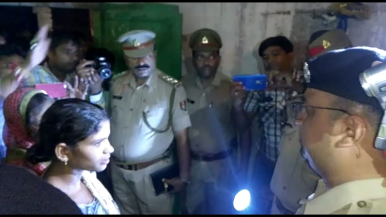 people were crying in mathura after death of four innocent children