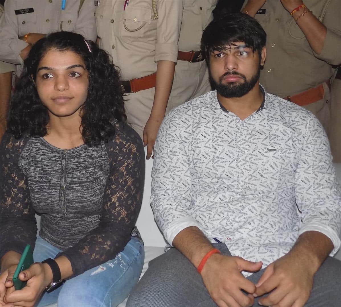 olympian wrestler sakshi malik got precious birthday gift from brother