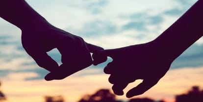 The in-laws beat the woman and her lover beating