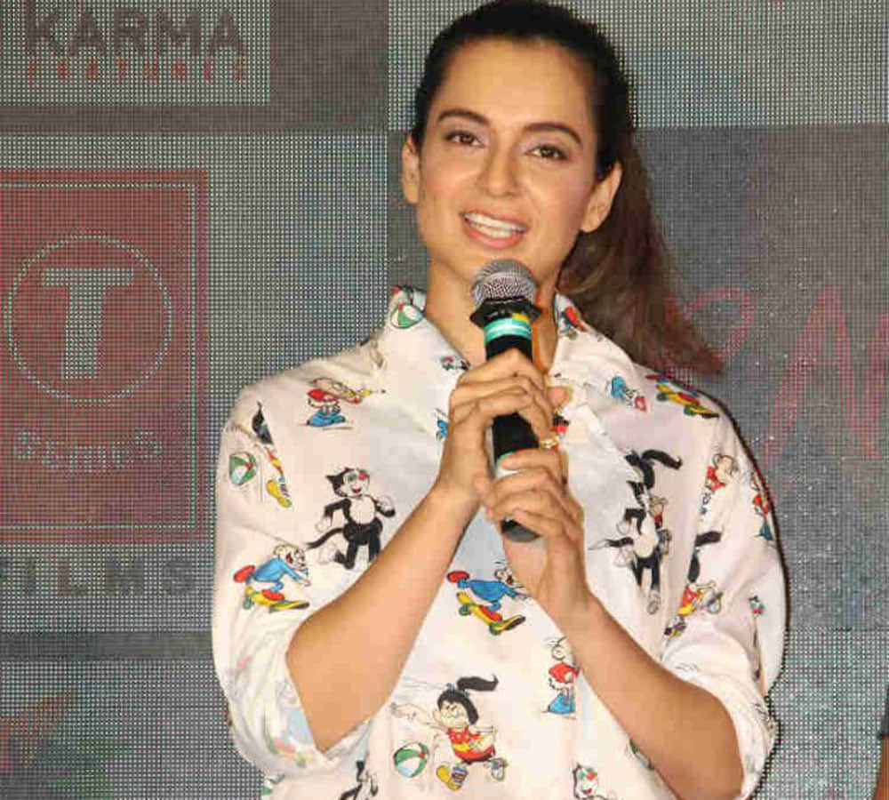 Kangana Ranaut praises Kareena Kapoor says she is a perfect women