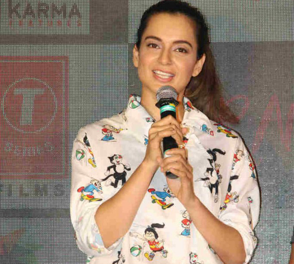 Kangana Ranaut Celebrate Christmas In different ways