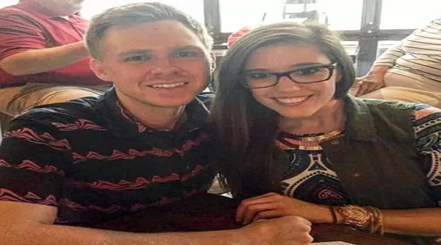 a man stabbed to death his wife in dream in north carolina