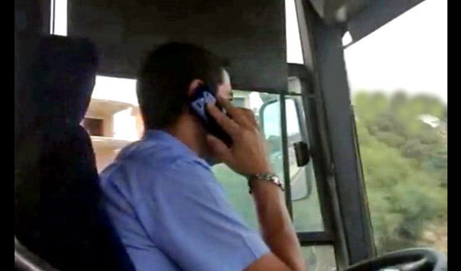 school bus drivers will not be allowed to use smart phones on duty