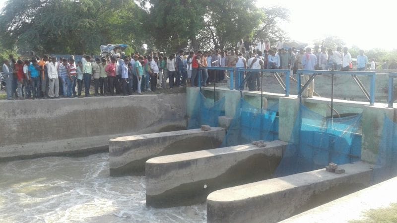 गणपति विसर्जन के दौरान नहर में तीन युवक डूबे