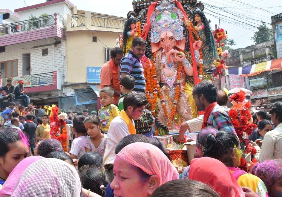 Ganesh visarjan 2017 celebration in dehradun