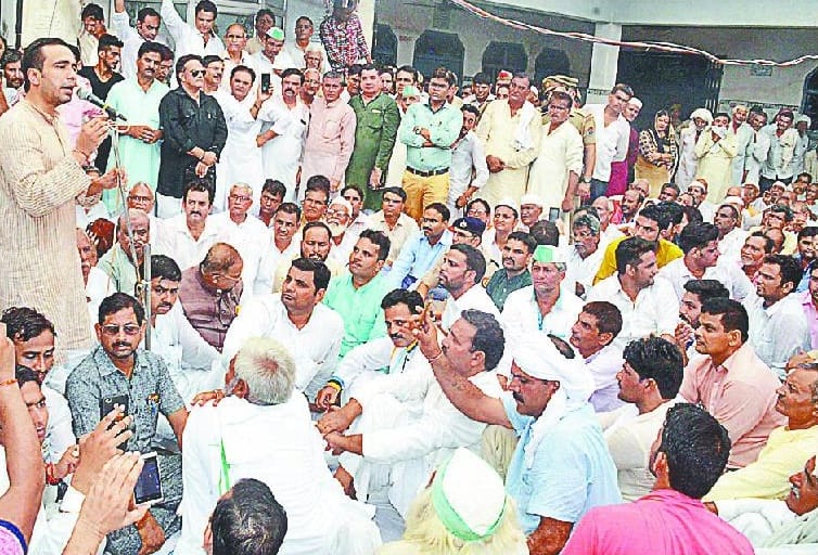 Government fails, merchant is not safe: Jayant Chaudhary