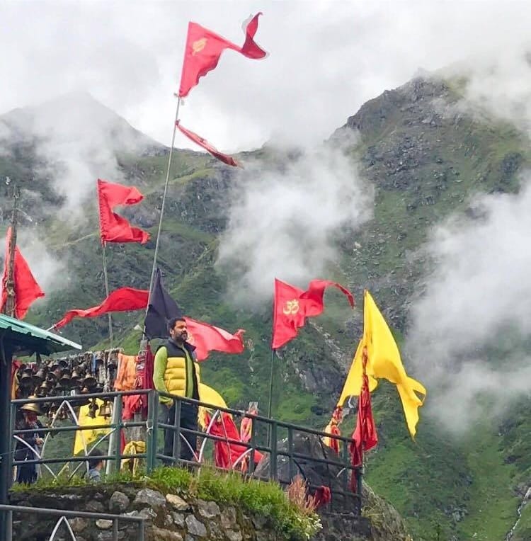 sushant and sara film shooting in kedarnath