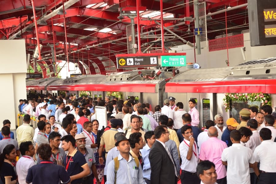 first journey of lucknow metro by common people.