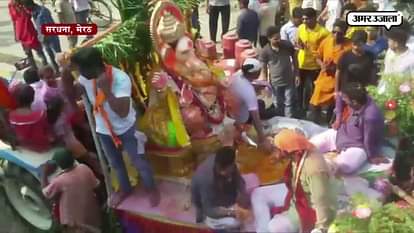 Ganesh visarjan yatra in sardhana of meerut