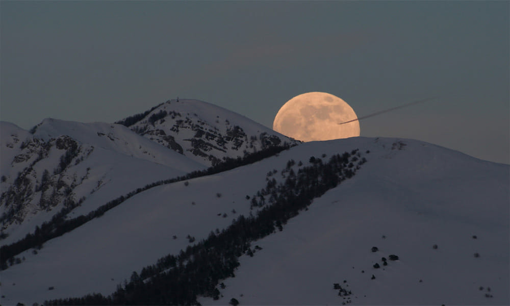 Share your childhood moon stories and memories with ISRO, Get a chance to be famous