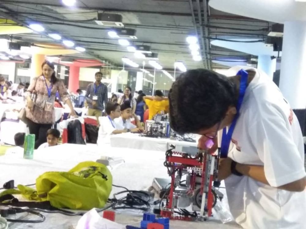 Timli University students brilliant performance in world robotics olympiad