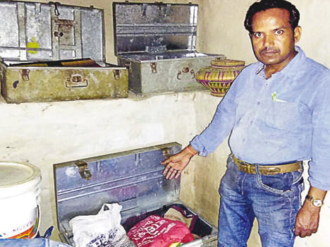 Package charge house worth three lakhs