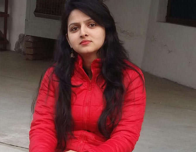 teachers day special: dm wife usha ghildiyal work hard for education