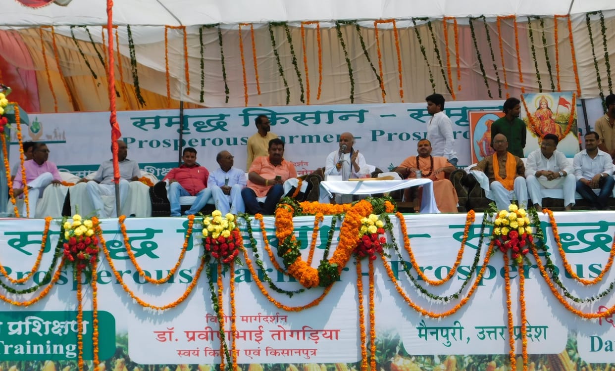 किसान हो रहे कर्जदार, कर रहे खुदकुशी