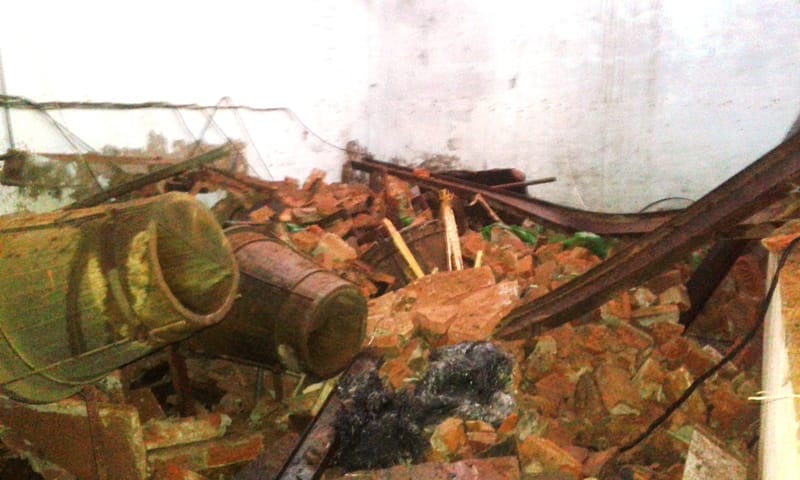 scene after blast in crackers factory firozabad