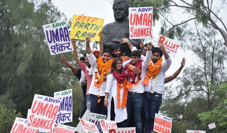 twenty candidates to take part in dusu elections