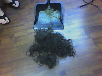 a teacher cut the hair of three student in name of discipline 