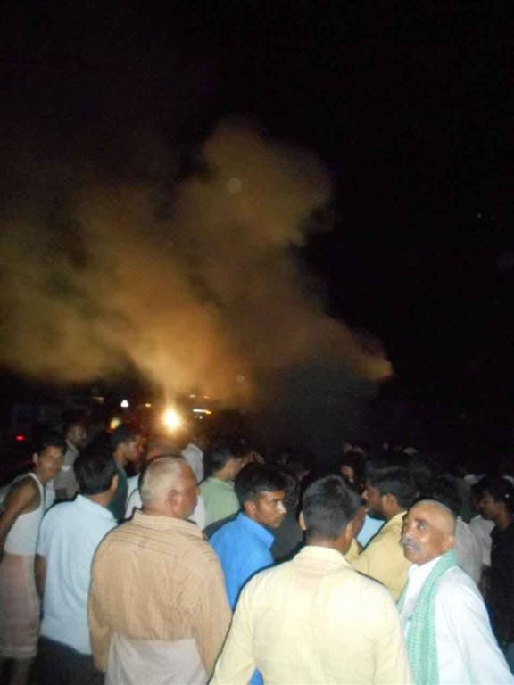 Running car fire, children and children survivors