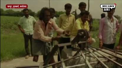 Poisonous content dumped in well water near Dalit Colony