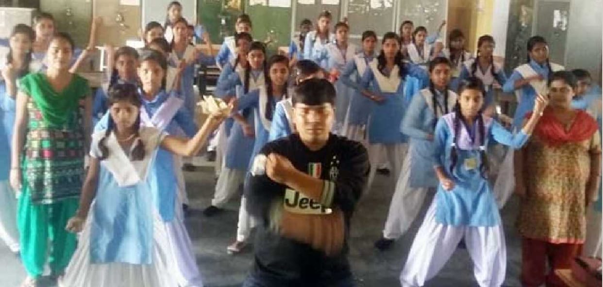 Now girls will teach a lesson to the girls