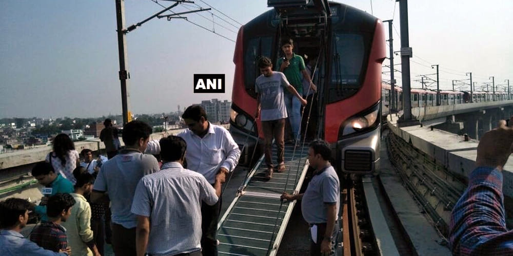 Lucknow Metro Rail service temporarily stopped due to technical glitches on its first public run