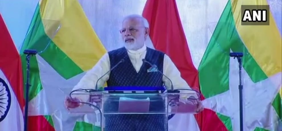 Modi addresses the Indian community in Yangon,Myanmar