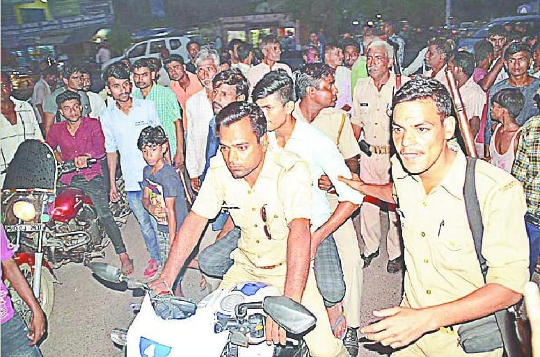 Women's devotees tampered in Shobhayatra