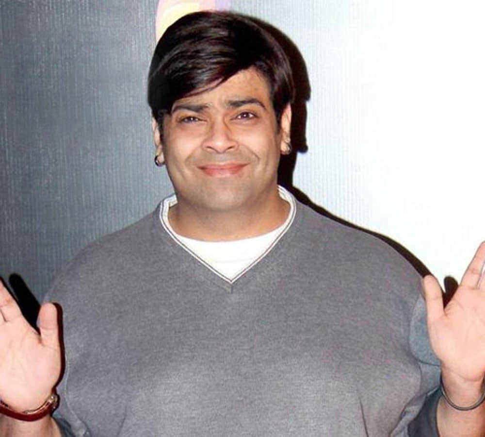 Kiku Sharda accused of cheating by Bollywood art director Nitin Kulkarni