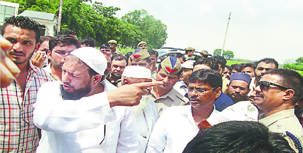 Bulldozer runs on meat factories, former MP flare... they charged