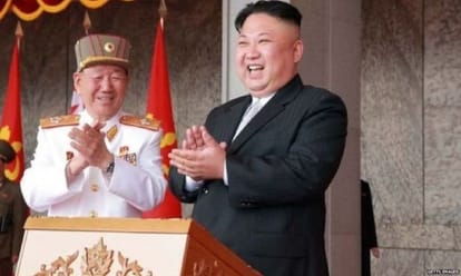 Which countries who give economic power to North Korea ?