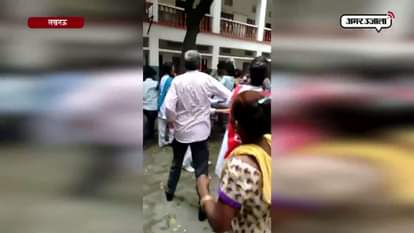 A teacher beated by students in lucknow