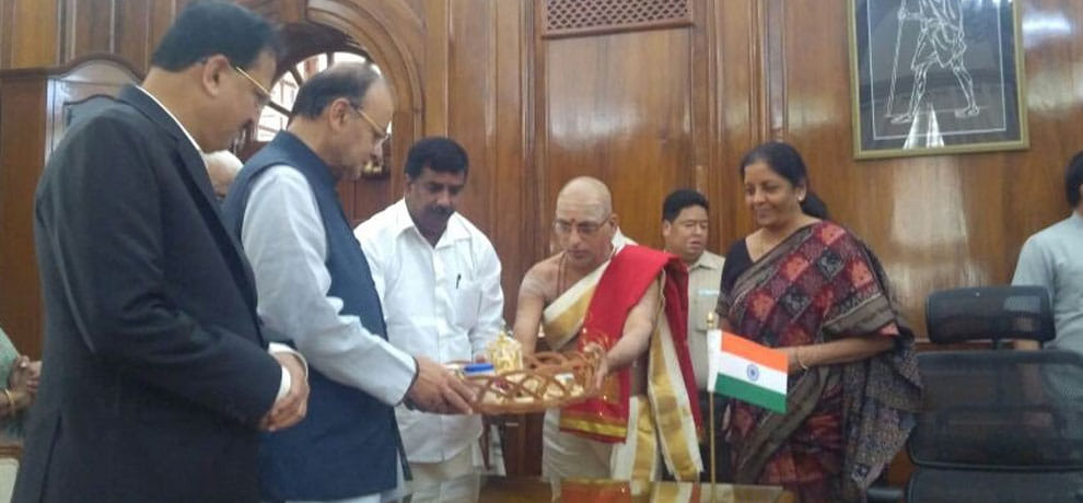 nirmala sitaraman takes charge as defence minister of nation after cabinet reshuffle
