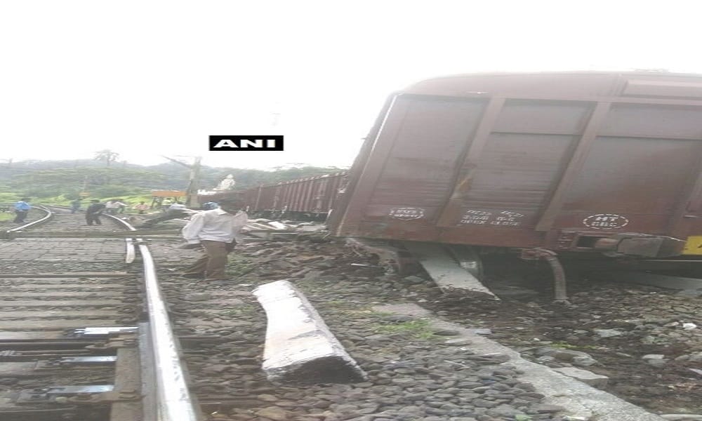2 coaches of a goods train derailed near Khandala Maharashtra