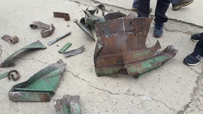 train accident in mathura with agra delhi passenger