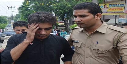 Asking a mobile number from the student, people hardly beaten